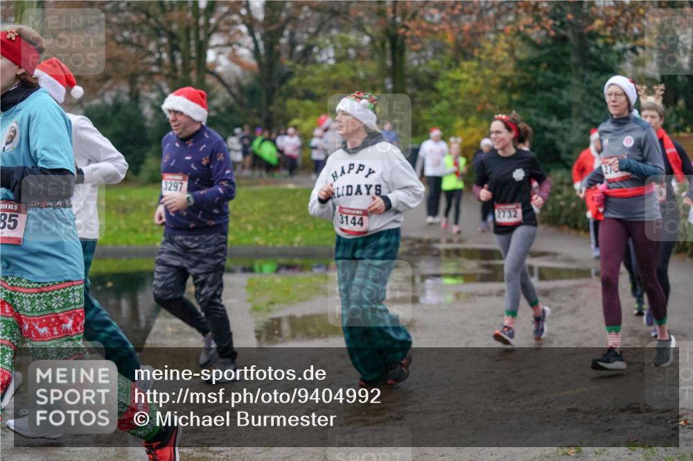 07.12.2025 - St. Pauli X-Mass-Run No. 15 Michael Burmester http://msf.ph/oto/9404992 07.12.2025 11:06:49 Laufen 15, 85, 3297, 3144, 2732 meine-sportfotos.de