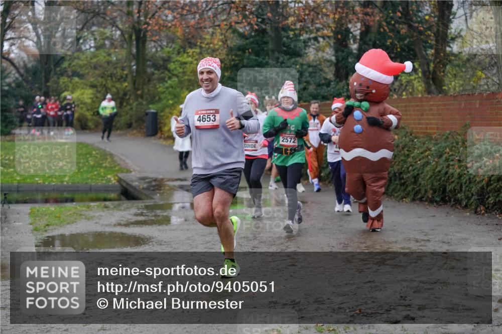 07.12.2025 - St. Pauli X-Mass-Run No. 15 Michael Burmester http://msf.ph/oto/9405051 07.12.2025 11:07:03 Laufen 4653, 2572 meine-sportfotos.de