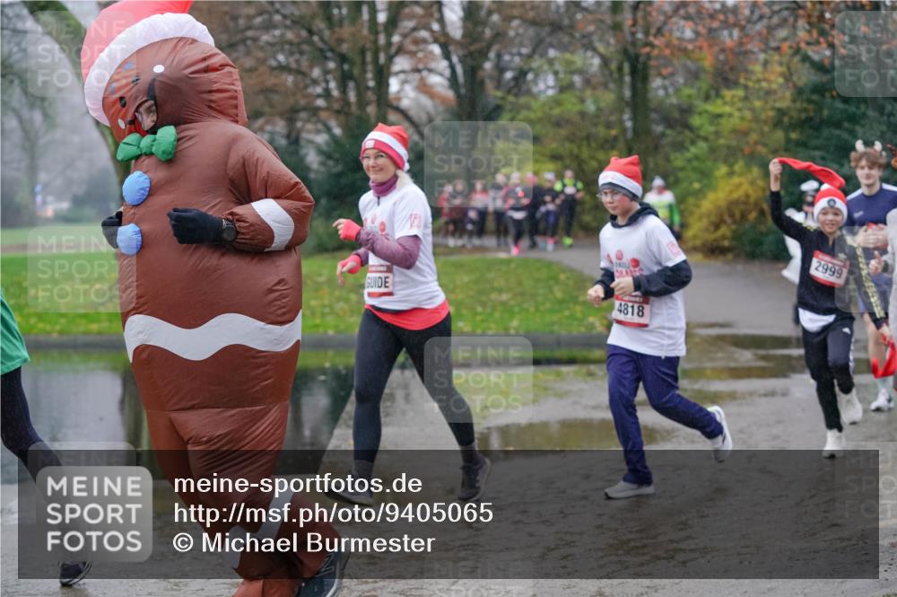 07.12.2025 - St. Pauli X-Mass-Run No. 15 Michael Burmester http://msf.ph/oto/9405065 07.12.2025 11:07:06 Laufen 4818, 2999 meine-sportfotos.de