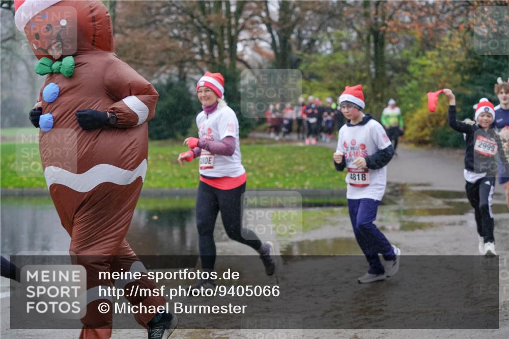 07.12.2025 - St. Pauli X-Mass-Run No. 15 Michael Burmester http://msf.ph/oto/9405066 07.12.2025 11:07:06 Laufen 2999, 4818 meine-sportfotos.de