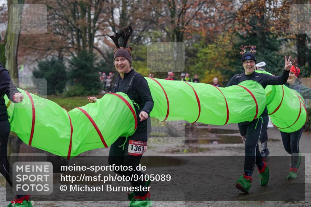 07.12.2025 - St. Pauli X-Mass-Run No. 15 Michael Burmester http://msf.ph/oto/9405089 07.12.2025 11:07:11 Laufen 00, 1361 meine-sportfotos.de