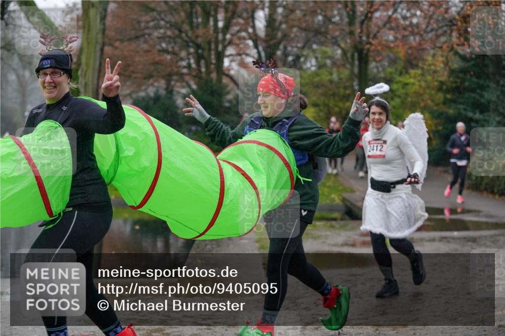 07.12.2025 - St. Pauli X-Mass-Run No. 15 Michael Burmester http://msf.ph/oto/9405095 07.12.2025 11:07:12 Laufen 2412 meine-sportfotos.de