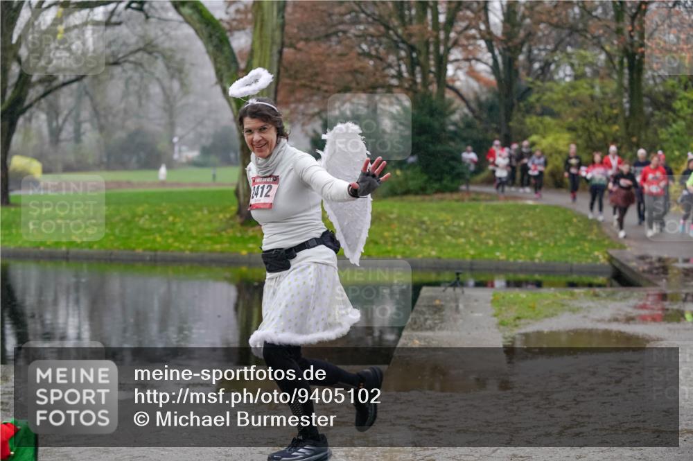 07.12.2025 - St. Pauli X-Mass-Run No. 15 Michael Burmester http://msf.ph/oto/9405102 07.12.2025 11:07:14 Laufen 2412 meine-sportfotos.de