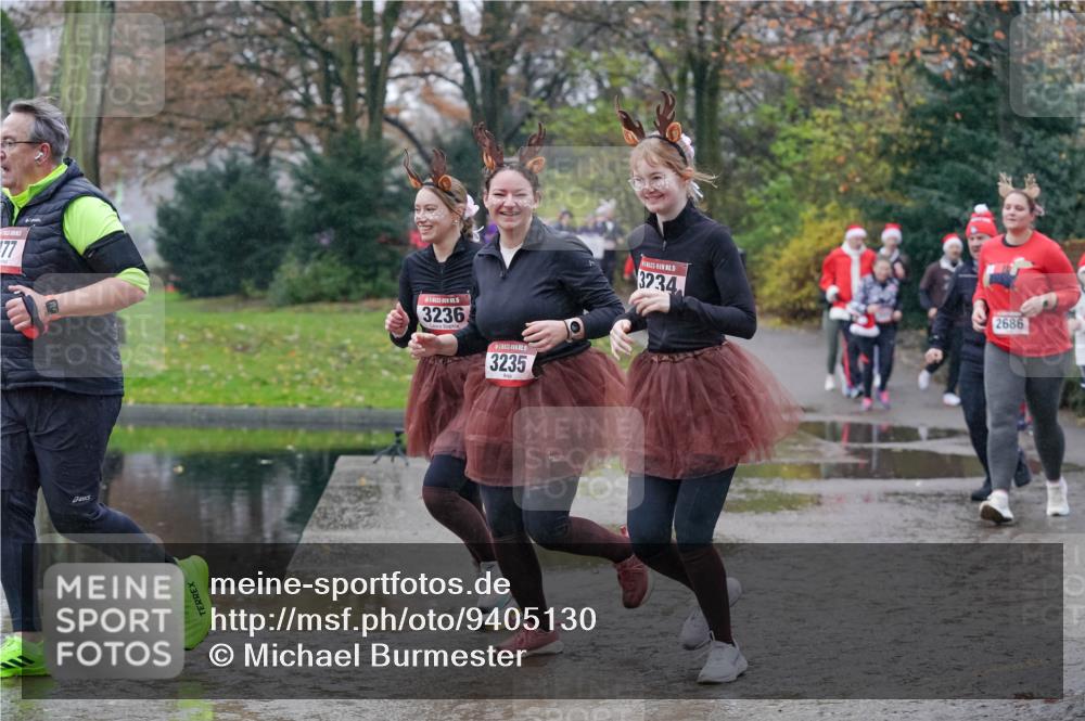 07.12.2025 - St. Pauli X-Mass-Run No. 15 Michael Burmester http://msf.ph/oto/9405130 07.12.2025 11:07:24 Laufen 77, 5, 3236, 3235, 15, 3234, 2686 meine-sportfotos.de