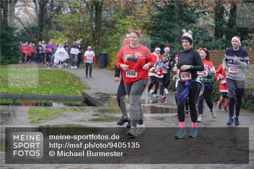 07.12.2025 - St. Pauli X-Mass-Run No. 15 Michael Burmester http://msf.ph/oto/9405135 07.12.2025 11:07:25 Laufen 2686, 2676, 404, 2113, 4633 meine-sportfotos.de