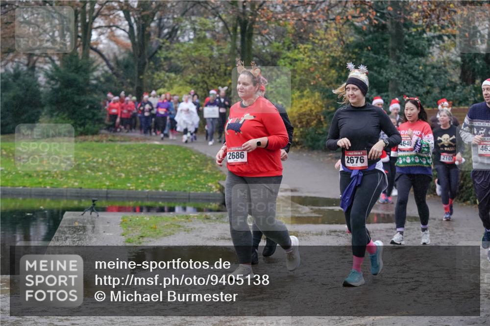 07.12.2025 - St. Pauli X-Mass-Run No. 15 Michael Burmester http://msf.ph/oto/9405138 07.12.2025 11:07:25 Laufen 2686, 15, 2676, 4640, 2107, 463 meine-sportfotos.de
