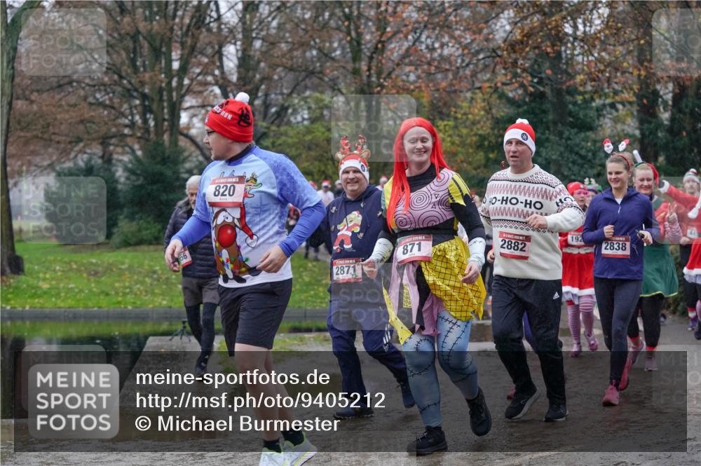 07.12.2025 - St. Pauli X-Mass-Run No. 15 Michael Burmester http://msf.ph/oto/9405212 07.12.2025 11:07:45 Laufen 56, 820, 2871, 871, 2882, 192, 2838 meine-sportfotos.de