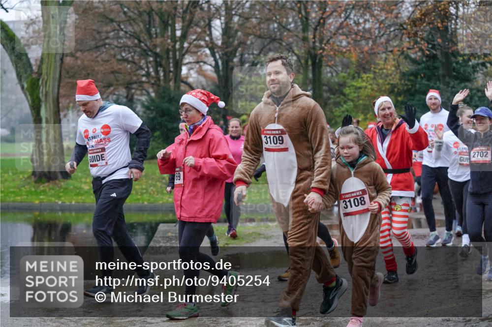 07.12.2025 - St. Pauli X-Mass-Run No. 15 Michael Burmester http://msf.ph/oto/9405254 07.12.2025 11:07:53 Laufen 69, 15, 3109, 15, 3108, 2702 meine-sportfotos.de