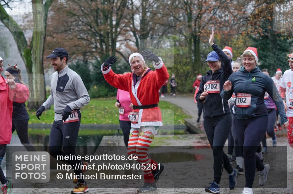 07.12.2025 - St. Pauli X-Mass-Run No. 15 Michael Burmester http://msf.ph/oto/9405261 07.12.2025 11:07:54 Laufen 01, 54, 1168, 15, 2702, 15, 782, 48 meine-sportfotos.de