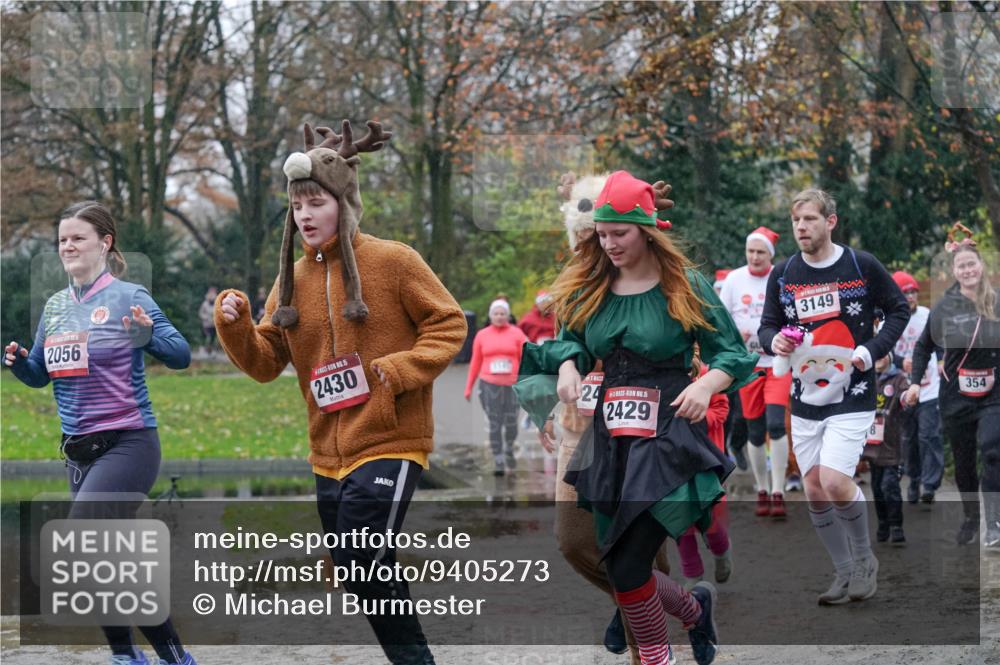 07.12.2025 - St. Pauli X-Mass-Run No. 15 Michael Burmester http://msf.ph/oto/9405273 07.12.2025 11:07:57 Laufen 2056, 15, 2430, 24, 15, 2429, 3149, 354 meine-sportfotos.de
