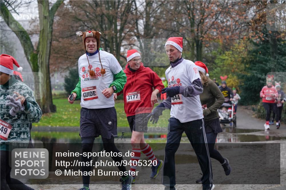 07.12.2025 - St. Pauli X-Mass-Run No. 15 Michael Burmester http://msf.ph/oto/9405320 07.12.2025 11:08:06 Laufen 49, 3177, 044 meine-sportfotos.de