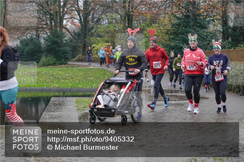 07.12.2025 - St. Pauli X-Mass-Run No. 15 Michael Burmester http://msf.ph/oto/9405332 07.12.2025 11:08:10 Laufen 3271, 3271, 977, 1013 meine-sportfotos.de