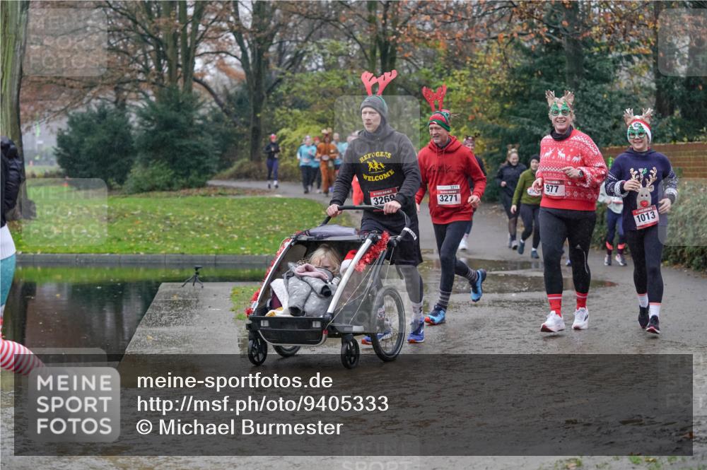 07.12.2025 - St. Pauli X-Mass-Run No. 15 Michael Burmester http://msf.ph/oto/9405333 07.12.2025 11:08:10 Laufen 3260, 3271, 3271, 977, 1013 meine-sportfotos.de
