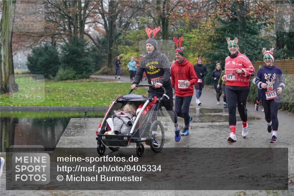 07.12.2025 - St. Pauli X-Mass-Run No. 15 Michael Burmester http://msf.ph/oto/9405334 07.12.2025 11:08:11 Laufen 3269, 327, 3271, 977, 1013, 1 meine-sportfotos.de