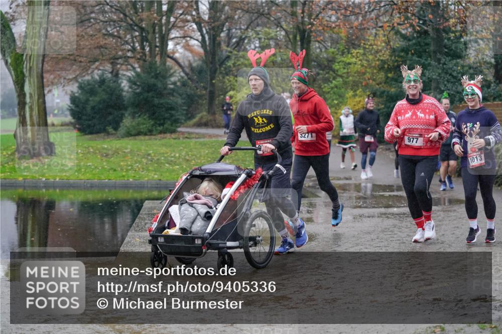 07.12.2025 - St. Pauli X-Mass-Run No. 15 Michael Burmester http://msf.ph/oto/9405336 07.12.2025 11:08:11 Laufen 3271, 977, 1013 meine-sportfotos.de
