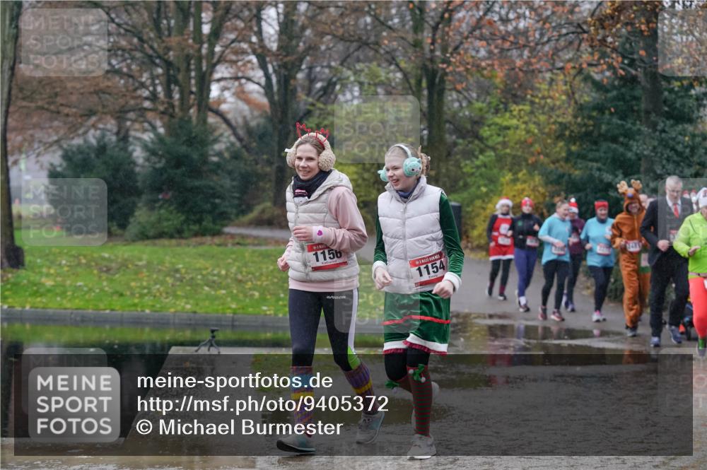 07.12.2025 - St. Pauli X-Mass-Run No. 15 Michael Burmester http://msf.ph/oto/9405372 07.12.2025 11:08:21 Laufen 1156, 1154 meine-sportfotos.de