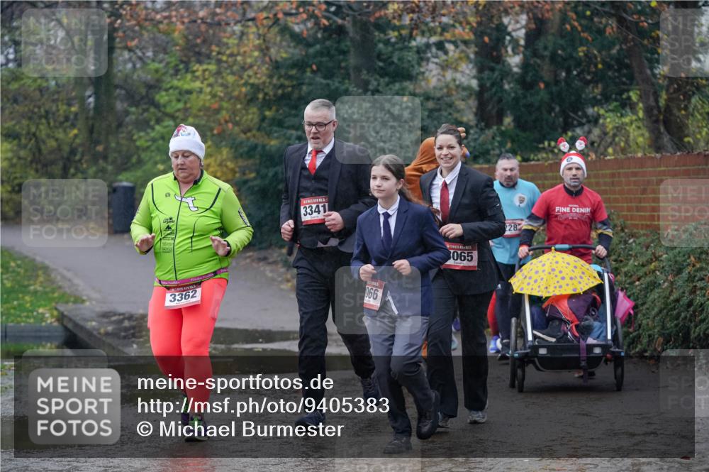 07.12.2025 - St. Pauli X-Mass-Run No. 15 Michael Burmester http://msf.ph/oto/9405383 07.12.2025 11:08:24 Laufen 3341, 3362, 990, 065, 28 meine-sportfotos.de