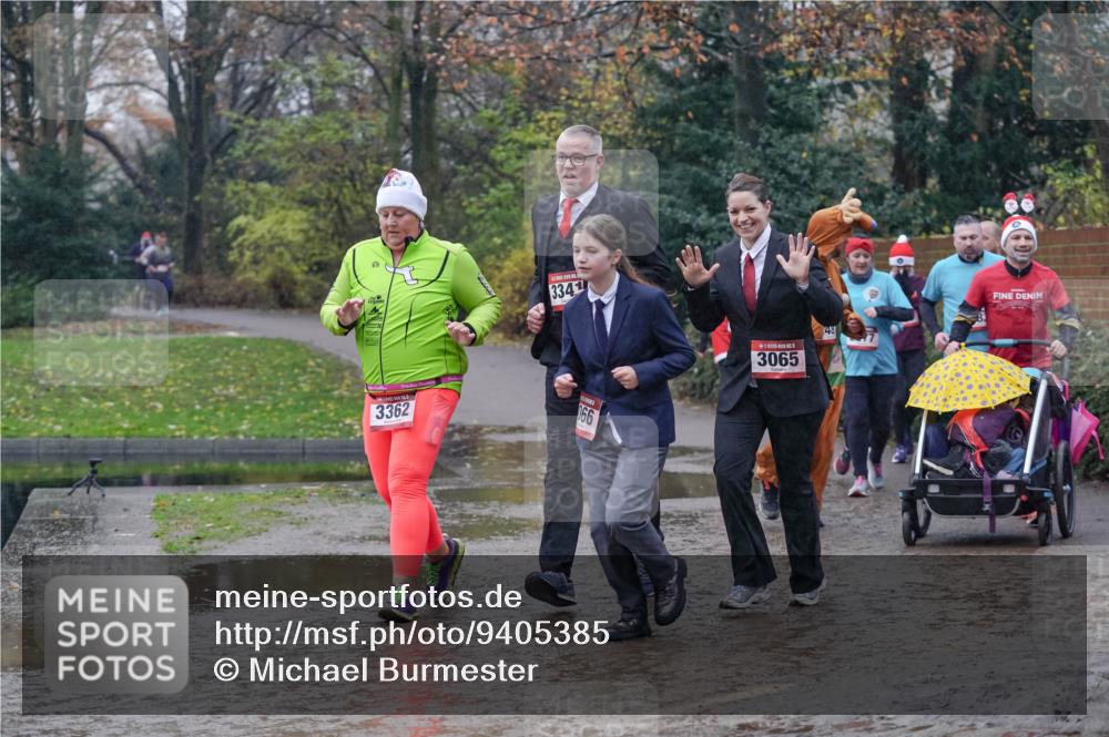 07.12.2025 - St. Pauli X-Mass-Run No. 15 Michael Burmester http://msf.ph/oto/9405385 07.12.2025 11:08:25 Laufen 3341, 3362, 166, 5, 3065, 48 meine-sportfotos.de
