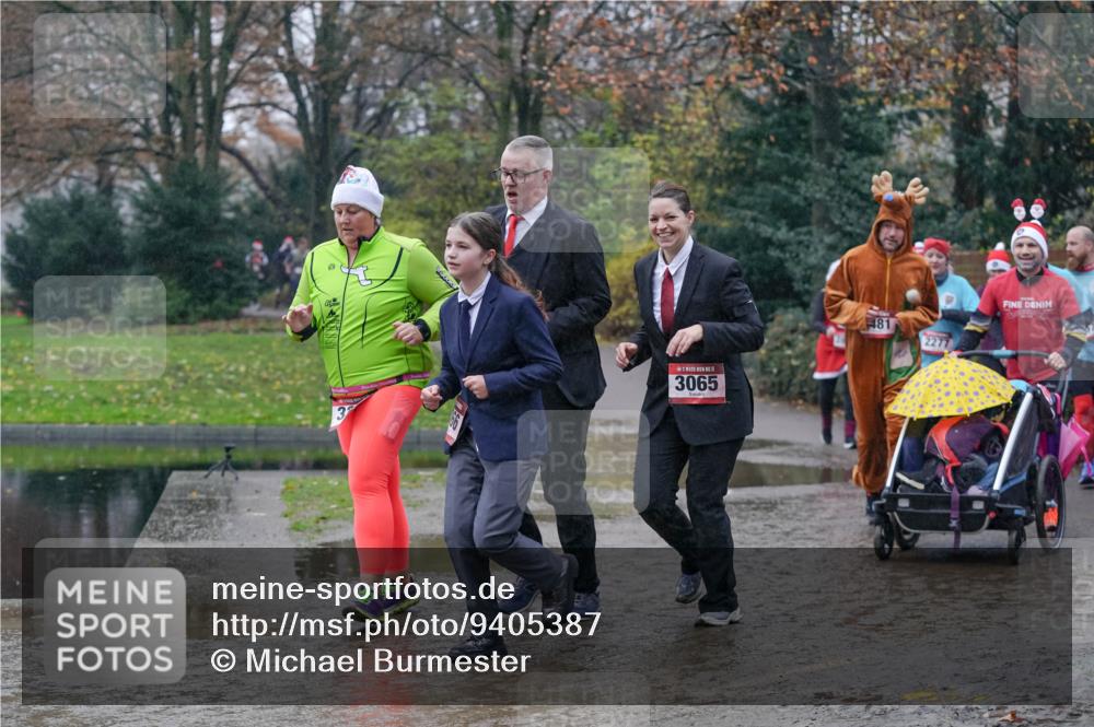 07.12.2025 - St. Pauli X-Mass-Run No. 15 Michael Burmester http://msf.ph/oto/9405387 07.12.2025 11:08:26 Laufen 15, 3065, 481, 2277 meine-sportfotos.de