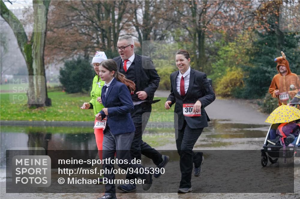 07.12.2025 - St. Pauli X-Mass-Run No. 15 Michael Burmester http://msf.ph/oto/9405390 07.12.2025 11:08:26 Laufen 3362, 300, 2481 meine-sportfotos.de