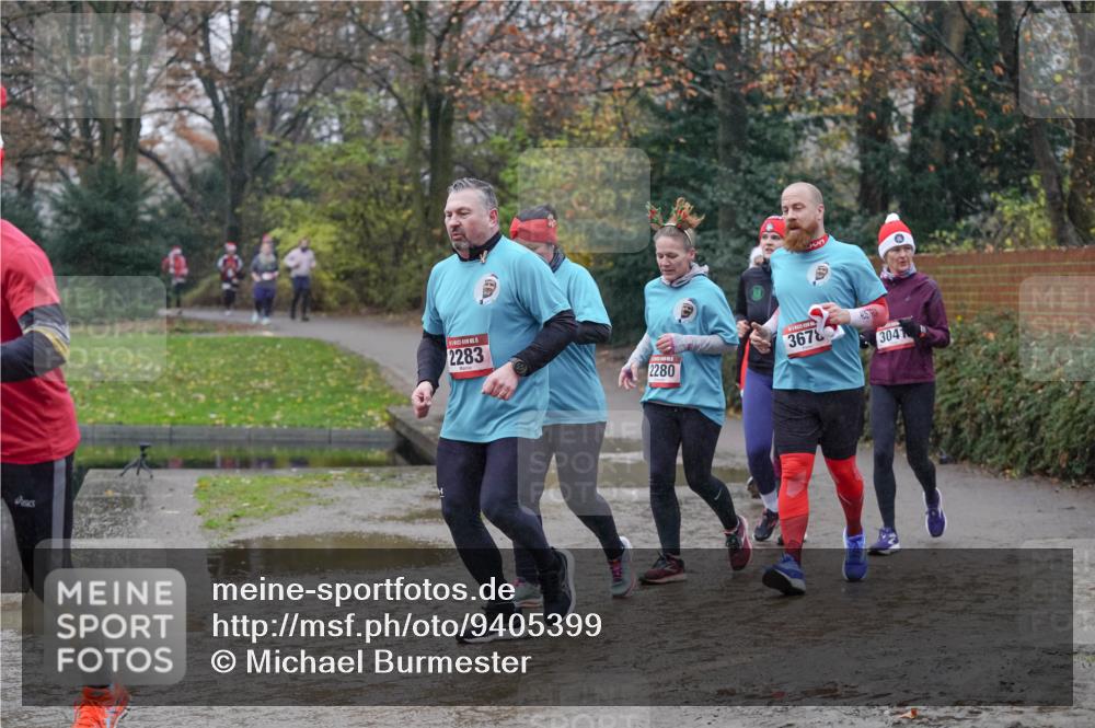 07.12.2025 - St. Pauli X-Mass-Run No. 15 Michael Burmester http://msf.ph/oto/9405399 07.12.2025 11:08:29 Laufen 2283, 3678, 2280, 3041 meine-sportfotos.de