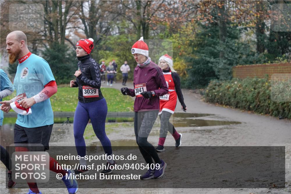 07.12.2025 - St. Pauli X-Mass-Run No. 15 Michael Burmester http://msf.ph/oto/9405409 07.12.2025 11:08:31 Laufen 3039, 3041, 10 meine-sportfotos.de