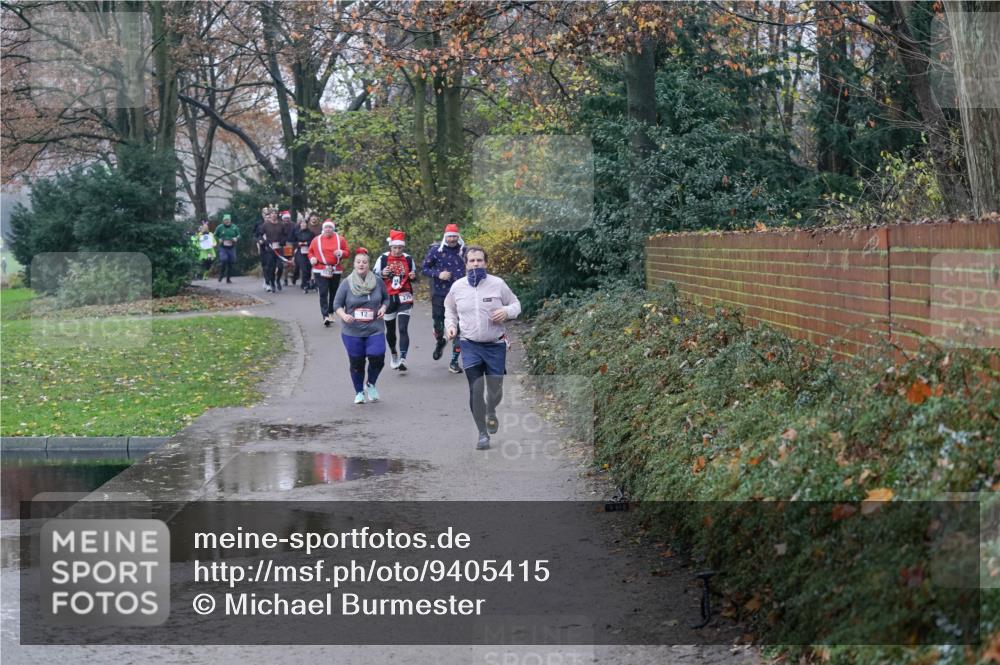07.12.2025 - St. Pauli X-Mass-Run No. 15 Michael Burmester http://msf.ph/oto/9405415 07.12.2025 11:08:40 Laufen  meine-sportfotos.de