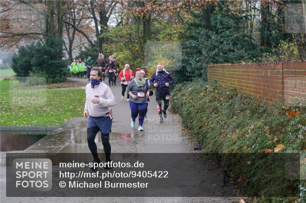 07.12.2025 - St. Pauli X-Mass-Run No. 15 Michael Burmester http://msf.ph/oto/9405422 07.12.2025 11:08:43 Laufen 33 meine-sportfotos.de