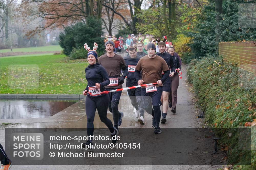 07.12.2025 - St. Pauli X-Mass-Run No. 15 Michael Burmester http://msf.ph/oto/9405454 07.12.2025 11:08:54 Laufen 2465, 476, 247, 2467 meine-sportfotos.de