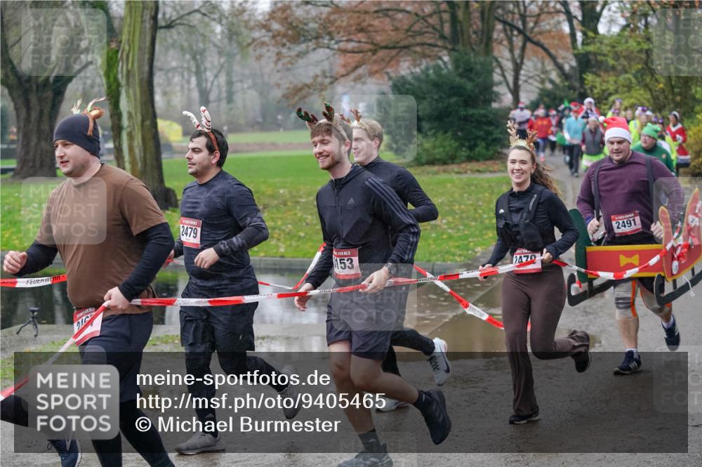 07.12.2025 - St. Pauli X-Mass-Run No. 15 Michael Burmester http://msf.ph/oto/9405465 07.12.2025 11:08:56 Laufen 2479, 15, 153, 2491, 2470 meine-sportfotos.de