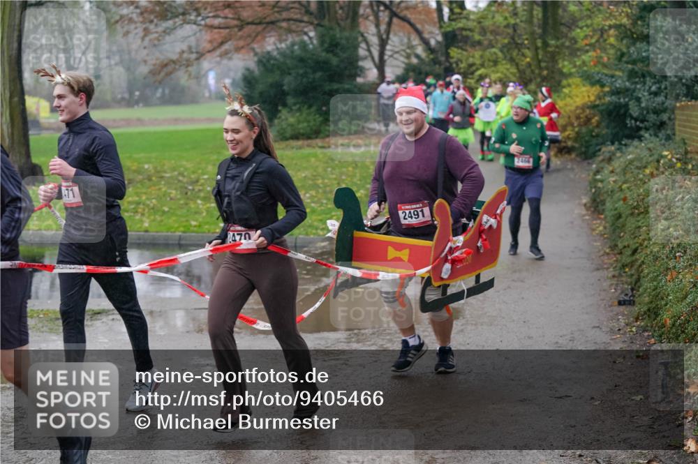 07.12.2025 - St. Pauli X-Mass-Run No. 15 Michael Burmester http://msf.ph/oto/9405466 07.12.2025 11:08:57 Laufen 471, 470, 2491, 2466 meine-sportfotos.de