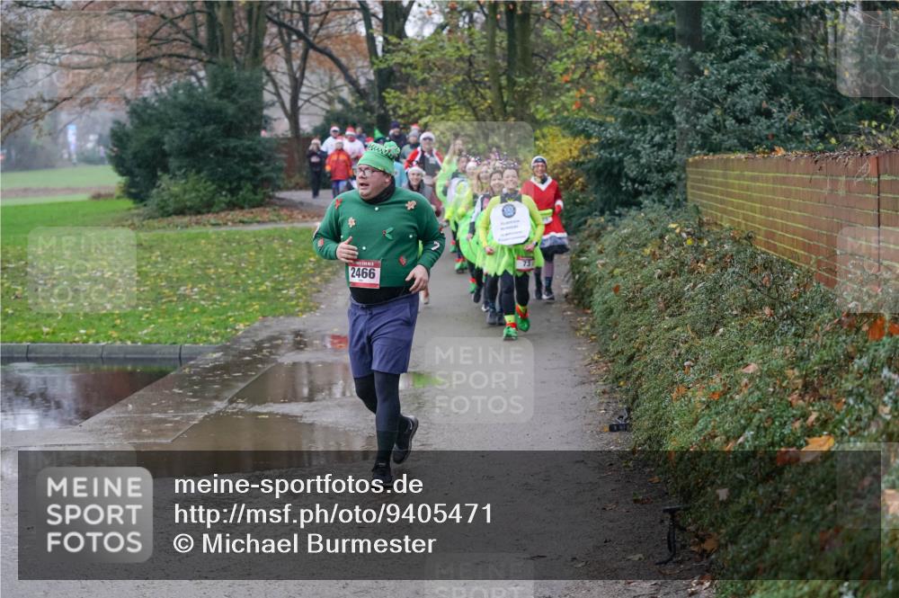 07.12.2025 - St. Pauli X-Mass-Run No. 15 Michael Burmester http://msf.ph/oto/9405471 07.12.2025 11:09:00 Laufen 737, 2466 meine-sportfotos.de