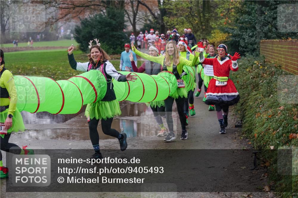 07.12.2025 - St. Pauli X-Mass-Run No. 15 Michael Burmester http://msf.ph/oto/9405493 07.12.2025 11:09:05 Laufen 260, 349 meine-sportfotos.de