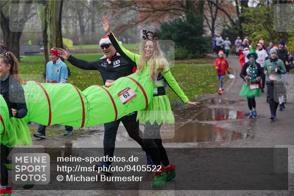07.12.2025 - St. Pauli X-Mass-Run No. 15 Michael Burmester http://msf.ph/oto/9405522 07.12.2025 11:09:10 Laufen 62, 1792, 1753 meine-sportfotos.de