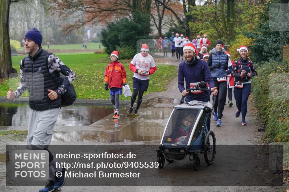 07.12.2025 - St. Pauli X-Mass-Run No. 15 Michael Burmester http://msf.ph/oto/9405539 07.12.2025 11:09:15 Laufen 3111, 166 meine-sportfotos.de