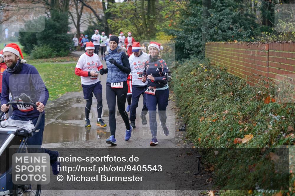 07.12.2025 - St. Pauli X-Mass-Run No. 15 Michael Burmester http://msf.ph/oto/9405543 07.12.2025 11:09:16 Laufen 3165, 0, 3111, 48, 166 meine-sportfotos.de