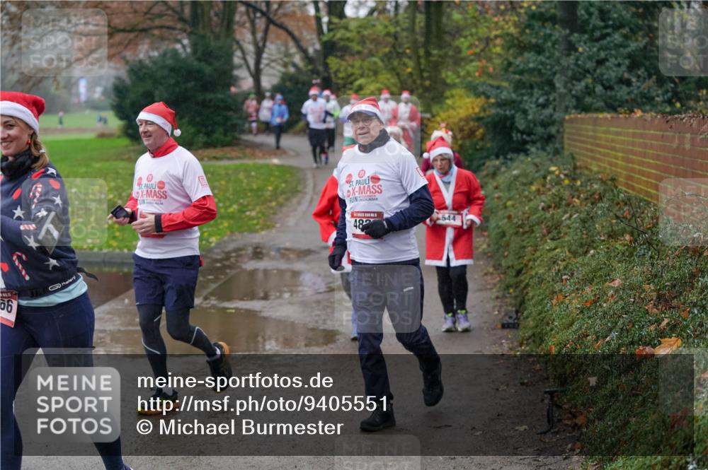07.12.2025 - St. Pauli X-Mass-Run No. 15 Michael Burmester http://msf.ph/oto/9405551 07.12.2025 11:09:18 Laufen 15, 56, 482, 544 meine-sportfotos.de