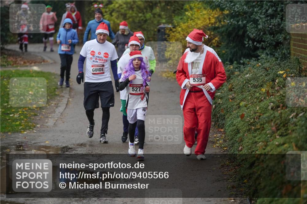 07.12.2025 - St. Pauli X-Mass-Run No. 15 Michael Burmester http://msf.ph/oto/9405566 07.12.2025 11:09:25 Laufen 1626, 527, 5, 535 meine-sportfotos.de