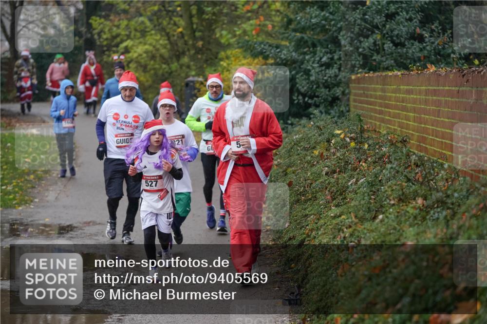 07.12.2025 - St. Pauli X-Mass-Run No. 15 Michael Burmester http://msf.ph/oto/9405569 07.12.2025 11:09:27 Laufen 21, 527 meine-sportfotos.de