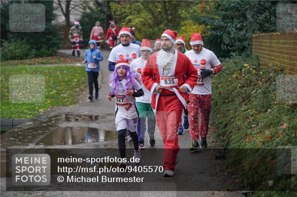 07.12.2025 - St. Pauli X-Mass-Run No. 15 Michael Burmester http://msf.ph/oto/9405570 07.12.2025 11:09:28 Laufen 527, 15, 535, 22 meine-sportfotos.de