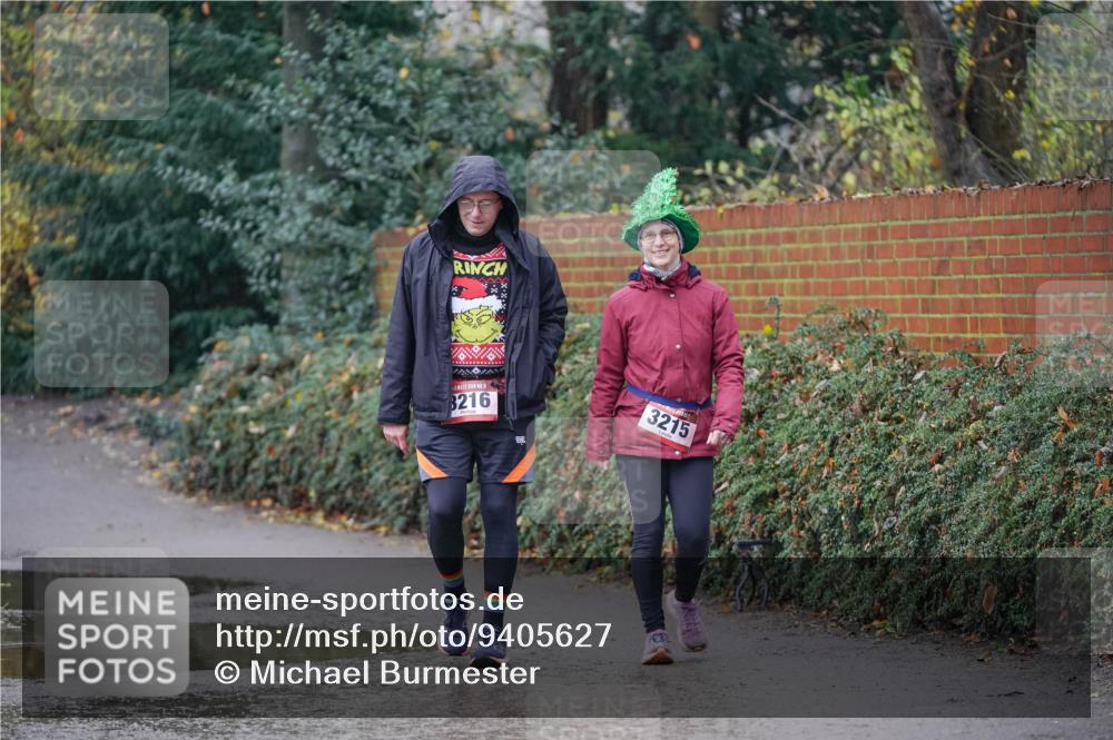 07.12.2025 - St. Pauli X-Mass-Run No. 15 Michael Burmester http://msf.ph/oto/9405627 07.12.2025 11:11:50 Laufen 8216, 3215 meine-sportfotos.de