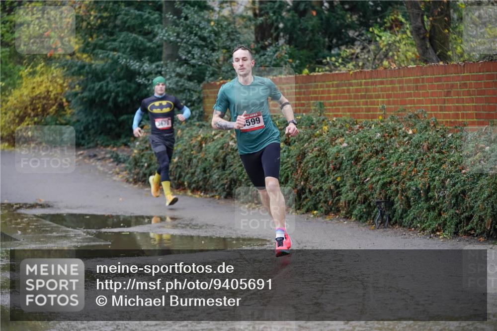 07.12.2025 - St. Pauli X-Mass-Run No. 15 Michael Burmester http://msf.ph/oto/9405691 07.12.2025 11:16:46 Laufen 3670, 599 meine-sportfotos.de