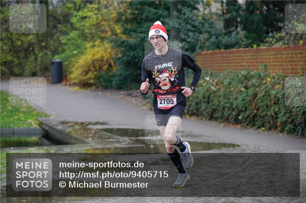 07.12.2025 - St. Pauli X-Mass-Run No. 15 Michael Burmester http://msf.ph/oto/9405715 07.12.2025 11:17:25 Laufen 2705, 15 meine-sportfotos.de