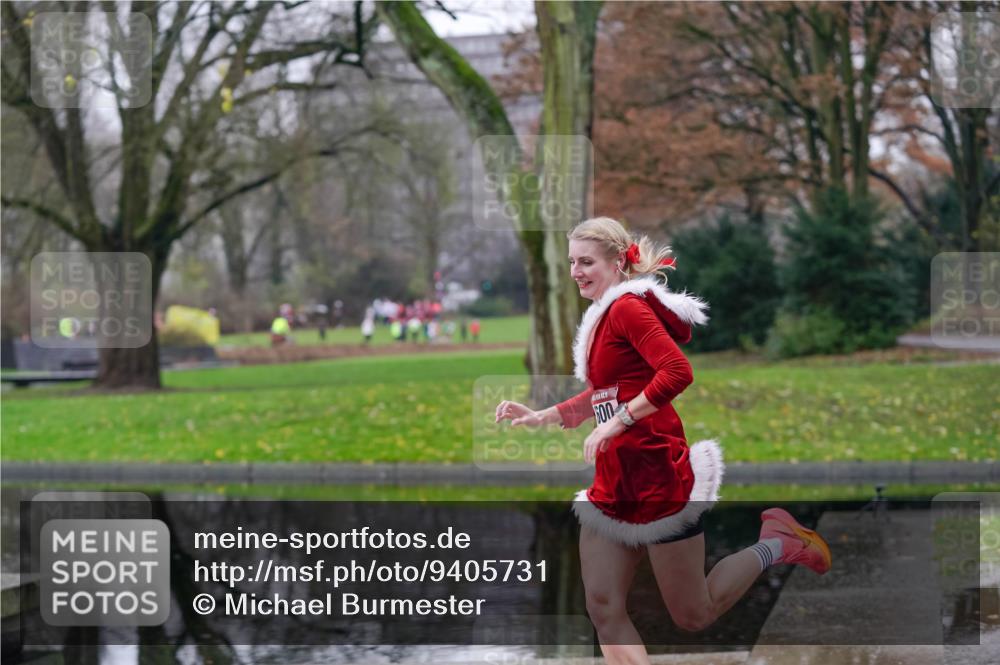 07.12.2025 - St. Pauli X-Mass-Run No. 15 Michael Burmester http://msf.ph/oto/9405731 07.12.2025 11:17:48 Laufen  meine-sportfotos.de