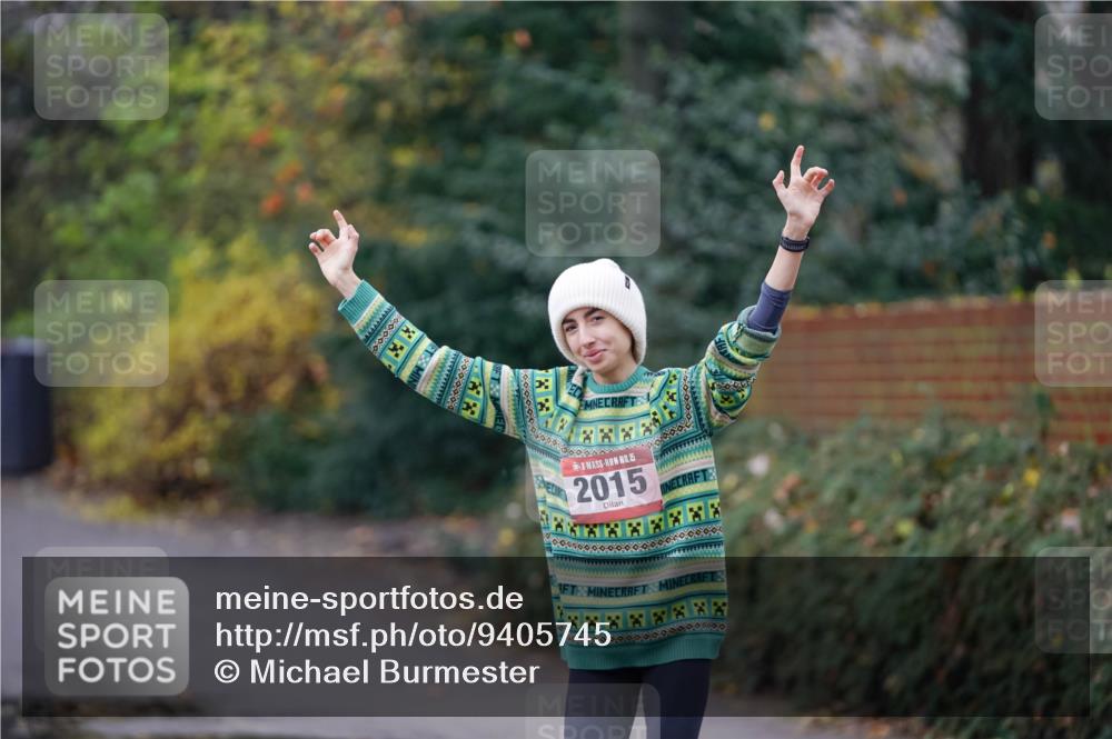 07.12.2025 - St. Pauli X-Mass-Run No. 15 Michael Burmester http://msf.ph/oto/9405745 07.12.2025 11:18:04 Laufen 15, 2015 meine-sportfotos.de