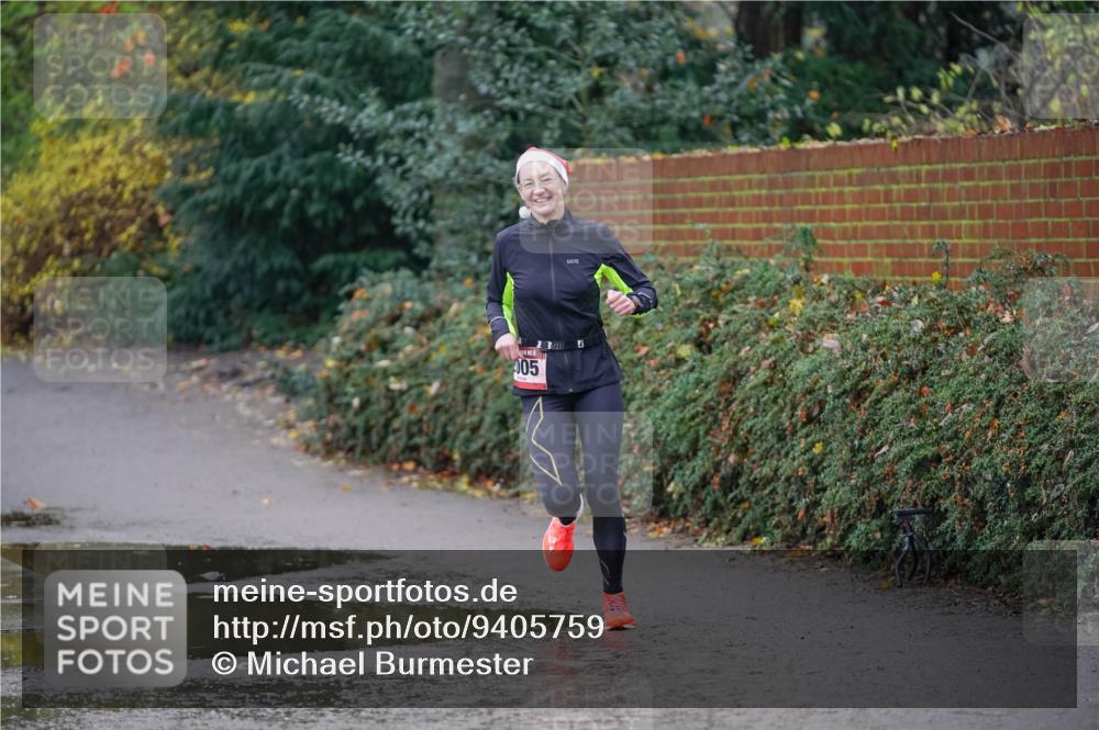 07.12.2025 - St. Pauli X-Mass-Run No. 15 Michael Burmester http://msf.ph/oto/9405759 07.12.2025 11:18:24 Laufen 2, 005 meine-sportfotos.de