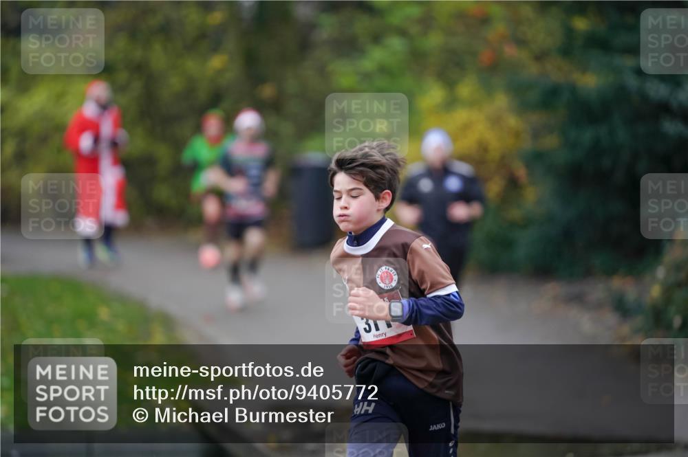 07.12.2025 - St. Pauli X-Mass-Run No. 15 Michael Burmester http://msf.ph/oto/9405772 07.12.2025 11:18:32 Laufen 31, 1910 meine-sportfotos.de