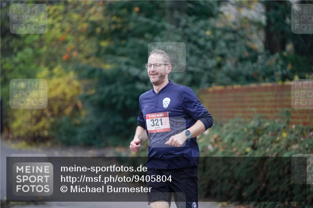 07.12.2025 - St. Pauli X-Mass-Run No. 15 Michael Burmester http://msf.ph/oto/9405804 07.12.2025 11:18:47 Laufen 15, 321 meine-sportfotos.de