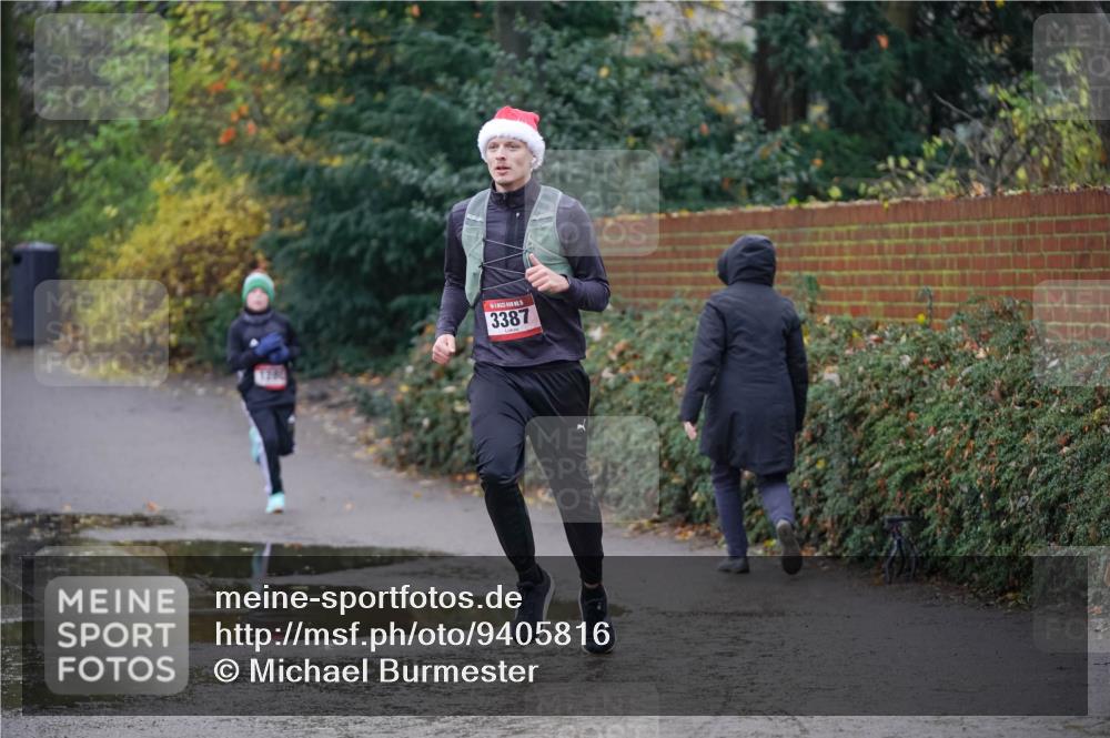 07.12.2025 - St. Pauli X-Mass-Run No. 15 Michael Burmester http://msf.ph/oto/9405816 07.12.2025 11:19:06 Laufen 3387 meine-sportfotos.de
