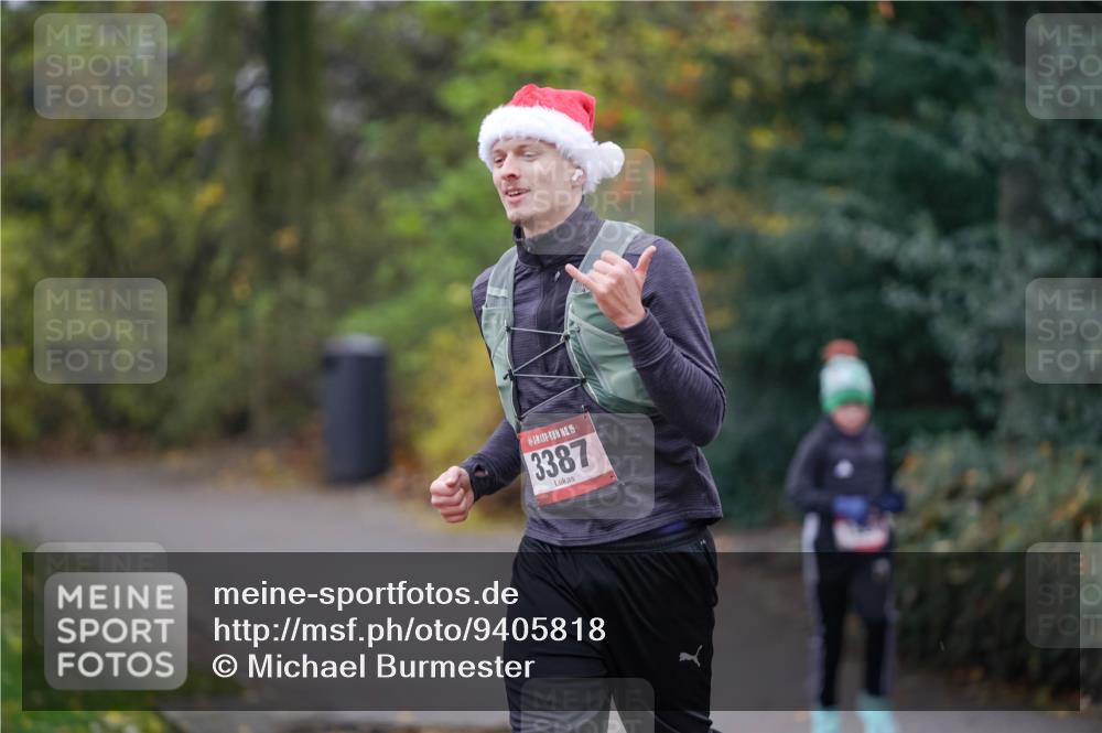 07.12.2025 - St. Pauli X-Mass-Run No. 15 Michael Burmester http://msf.ph/oto/9405818 07.12.2025 11:19:07 Laufen 15, 3387 meine-sportfotos.de